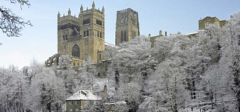 Thành phố trong tuyết trắng – Durham của Harry Potter & Elizabeth